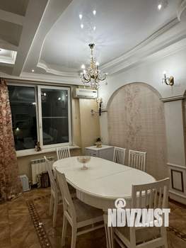 3-к квартира, вторичка, 172м2, 7/10 этаж