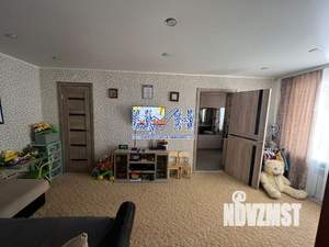 2-к квартира, вторичка, 40м2, 1/4 этаж