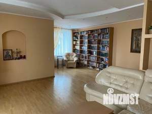 4-к квартира, вторичка, 130м2, 9/9 этаж