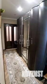 3-к квартира, вторичка, 61м2, 9/9 этаж
