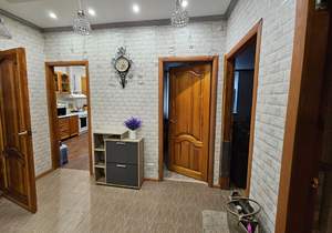2-к квартира, вторичка, 64м2, 1/5 этаж