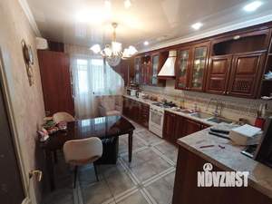 4-к квартира, вторичка, 155м2, 3/6 этаж