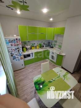 2-к квартира, вторичка, 54м2, 1/18 этаж