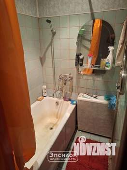 4-к квартира, вторичка, 61м2, 5/5 этаж