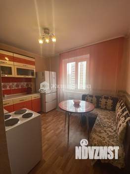 1-к квартира, вторичка, 38м2, 11/17 этаж