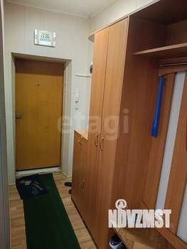 2-к квартира, вторичка, 42м2, 1/4 этаж