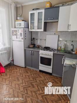 1-к квартира, вторичка, 42м2, 1/10 этаж