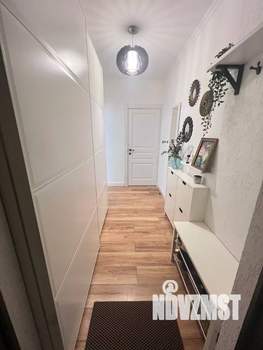 2-к квартира, вторичка, 56м2, 10/17 этаж