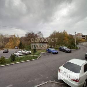 2-к квартира, вторичка, 61м2, 1/9 этаж