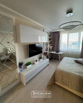 2-к квартира, вторичка, 72м2, 8/10 этаж