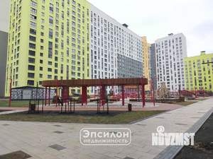 2-к квартира, вторичка, 40м2, 10/18 этаж