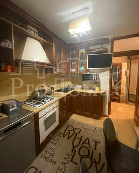 4-к квартира, вторичка, 76м2, 1/9 этаж