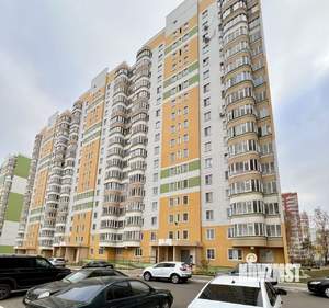 3-к квартира, вторичка, 77м2, 1/17 этаж