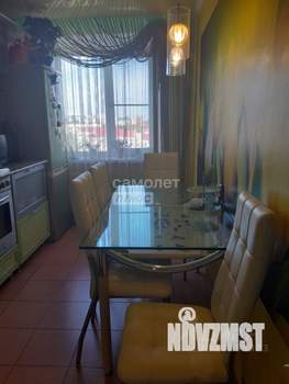 3-к квартира, вторичка, 65м2, 9/9 этаж