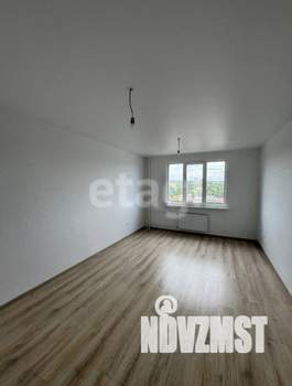 3-к квартира, вторичка, 64м2, 6/18 этаж