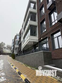 2-к квартира, вторичка, 84м2, 1/4 этаж