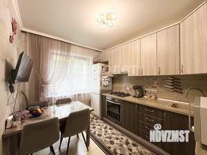 3-к квартира, вторичка, 60м2, 1/9 этаж