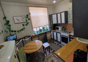 3-к квартира, вторичка, 77м2, 3/3 этаж