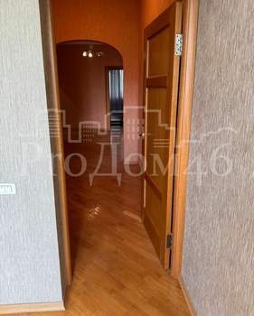 Студия квартира, вторичка, 143м2, 3/6 этаж