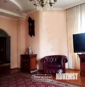 4-к квартира, вторичка, 153м2, 4/9 этаж