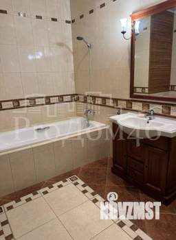 4-к квартира, вторичка, 143м2, 3/6 этаж