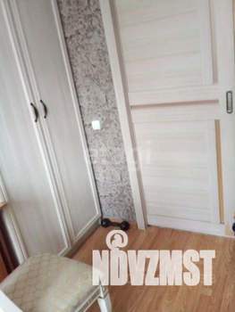 2-к квартира, вторичка, 61м2, 1/9 этаж