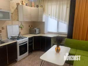 2-к квартира, вторичка, 56м2, 1/4 этаж