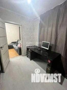 3-к квартира, вторичка, 61м2, 1/5 этаж