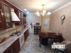 4-к квартира, вторичка, 155м2, 3/6 этаж