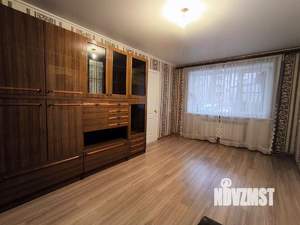 2-к квартира, вторичка, 45м2, 1/4 этаж