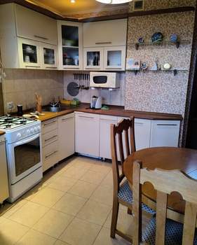 3-к квартира, вторичка, 80м2, 4/10 этаж